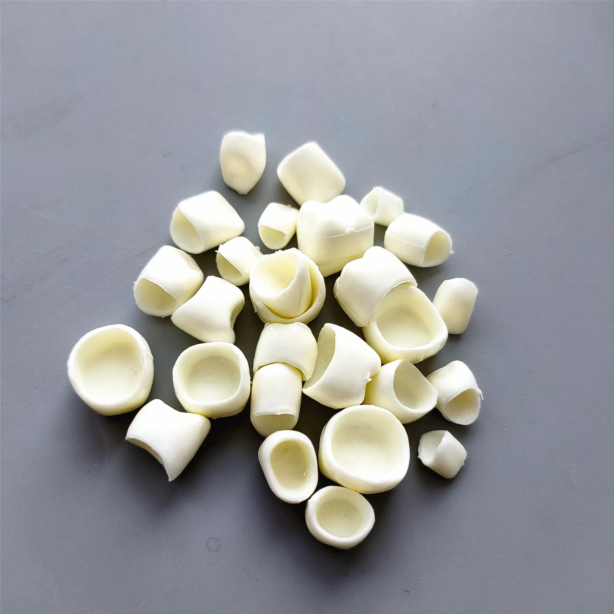 28Pcs/Box Dental Heat Moudable Temporary Teeth Crown Anterior Posterior Nature Light Yellow Color #2
28Pcs/Box Dental Heat Moudable Temporary Teeth Crown Anterior Posterior Nature Light Yellow Color #2