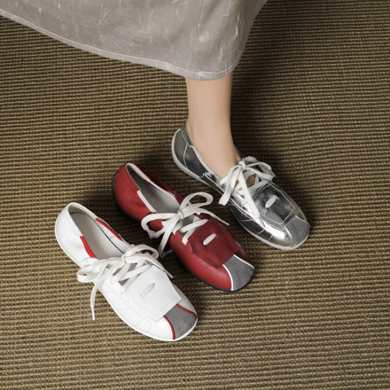 Кроссовки с круглым носком в стиле Форреста Гамп — на шнуровке, увеличивающие рост, с балетным покрытием, комфорт встречает спортивный повседневный стиль
Кроссовки с круглым носком в стиле Форреста Гамп — на шнуровке, увеличивающие рост, с балетным покрытием, комфорт встречает спортивный повседневный стиль