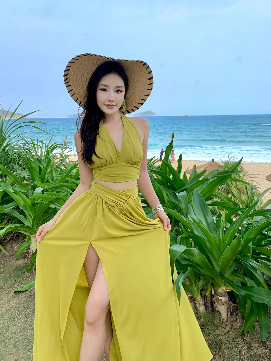 V-Ne Hanging Ne Hollow out Long Dr Women's Beautiful Beach Vaion Beach Skirt High Slit Long Dr Summer Cotton Pol...
V-Ne Hanging Ne Hollow out Long Dr Women's Beautiful Beach Vaion Beach Skirt High Slit Long Dr Summer Cotton Pol...