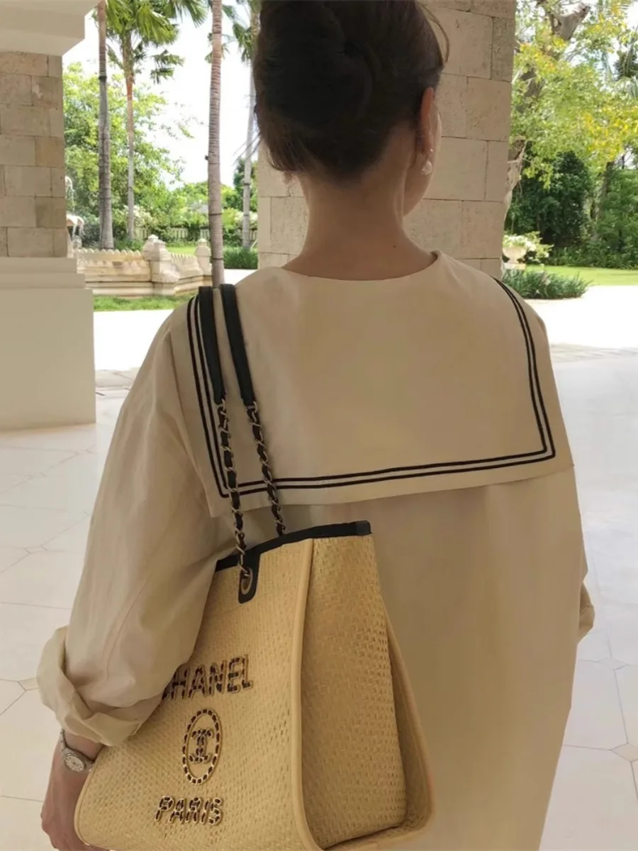 Стильная весенняя повседневная свободная женская рубашка с длинным рукавом, темно-синим воротником и цветовыми блоками, удобная, дышащая, влагоотводящая
Стильная весенняя повседневная свободная женская рубашка с длинным рукавом, темно-синим воротником и цветовыми блоками, удобная, дышащая, влагоотводящая