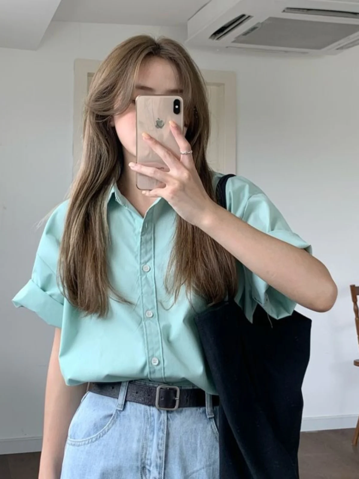 Mint een Loose ort Sve Женский irt Летний дизайн Sensation Ретро Гонконг Топ Тонкий прямой крой Чистый цвет
Mint een Loose ort Sve Женский irt Летний дизайн Sensation Ретро Гонконг Топ Тонкий прямой крой Чистый цвет