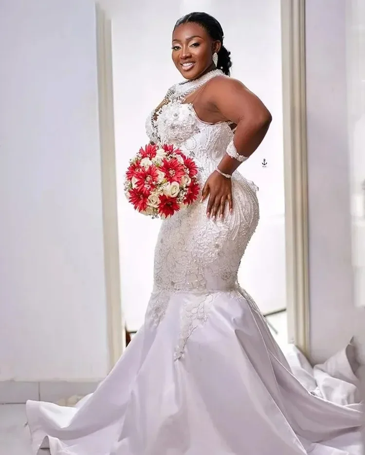 Customized High Neck Sparkly Pearls Crystals Mermaid Wedding Dress Vestidos De Novia Illusion Long Sleeve Plus Size Bridal Gown
Customized High Neck Sparkly Pearls Crystals Mermaid Wedding Dress Vestidos De Novia Illusion Long Sleeve Plus Size Bridal Gown