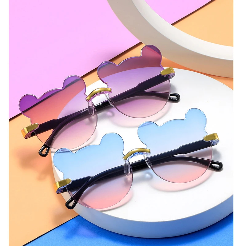 Children's Glasses Sunglasses UV Resistant Fashionable and Cute for Boys and Girls Baby Bear Ears Sunglasses Photo Taking UV400
Children's Glasses Sunglasses UV Resistant Fashionable and Cute for Boys and Girls Baby Bear Ears Sunglasses Photo Taking UV400