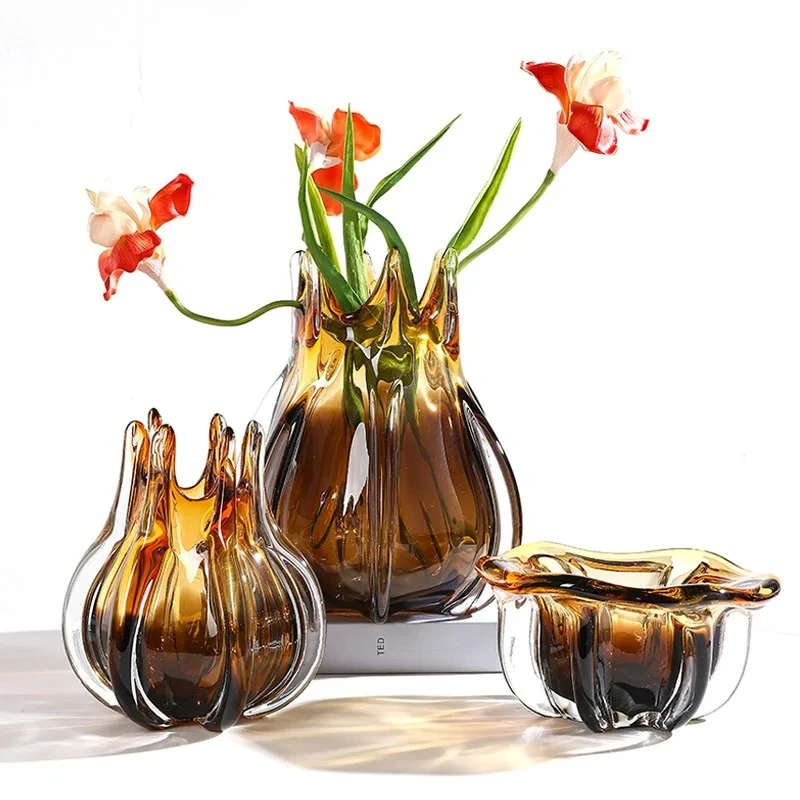 Креативная стеклянная ваза в форме цветочного бутона, горшок для гидропоники, настольное украшение, цветочные композиции, эстетичный декор для комнаты
Креативная стеклянная ваза в форме цветочного бутона, горшок для гидропоники, настольное украшение, цветочные композиции, эстетичный декор для комнаты