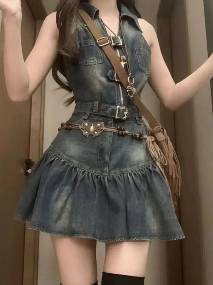 Vintage Chic Denim Sleeveless High Waist Pleated Mini Skirt Set Women Summer Fashion Casual Outfit Trendy Streetwear New Arrival
Vintage Chic Denim Sleeveless High Waist Pleated Mini Skirt Set Women Summer Fashion Casual Outfit Trendy Streetwear New Arrival