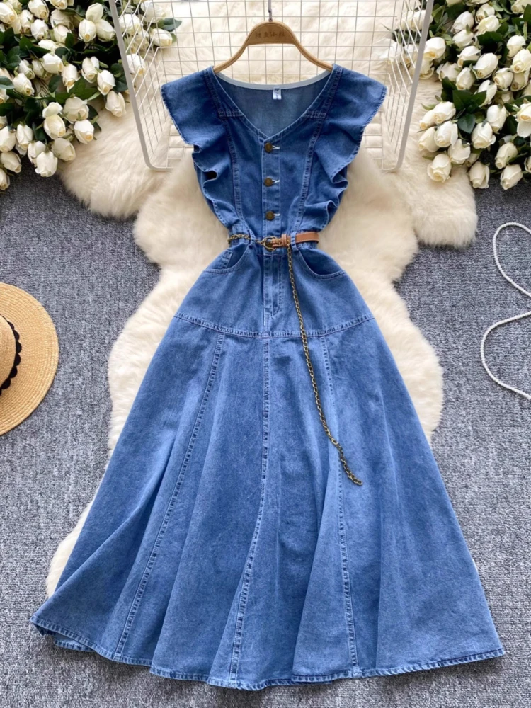 French Vintage Denim Dress Solid Color V Neck Sleeveless Ruffles Patchwork Pockets Dresses Summer Female Slim Women's Clothing
French Vintage Denim Dress Solid Color V Neck Sleeveless Ruffles Patchwork Pockets Dresses Summer Female Slim Women's Clothing