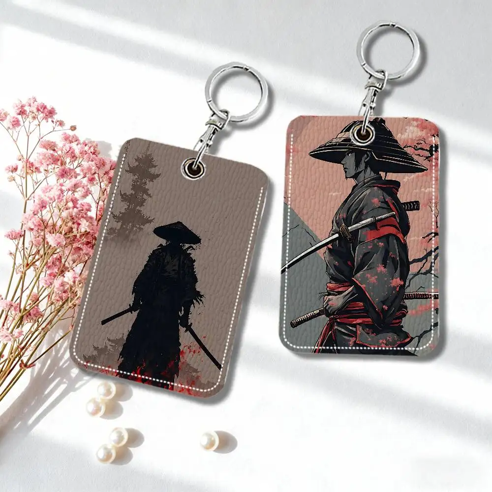 Японский аниме-брелок в стиле ретро S-Samurai, держатель для карт, держатель для кредитных карт, держатель для студенческих удостоверений, чехол для проездных билетов
Японский аниме-брелок в стиле ретро S-Samurai, держатель для карт, держатель для кредитных карт, держатель для студенческих удостоверений, чехол для проездных билетов
