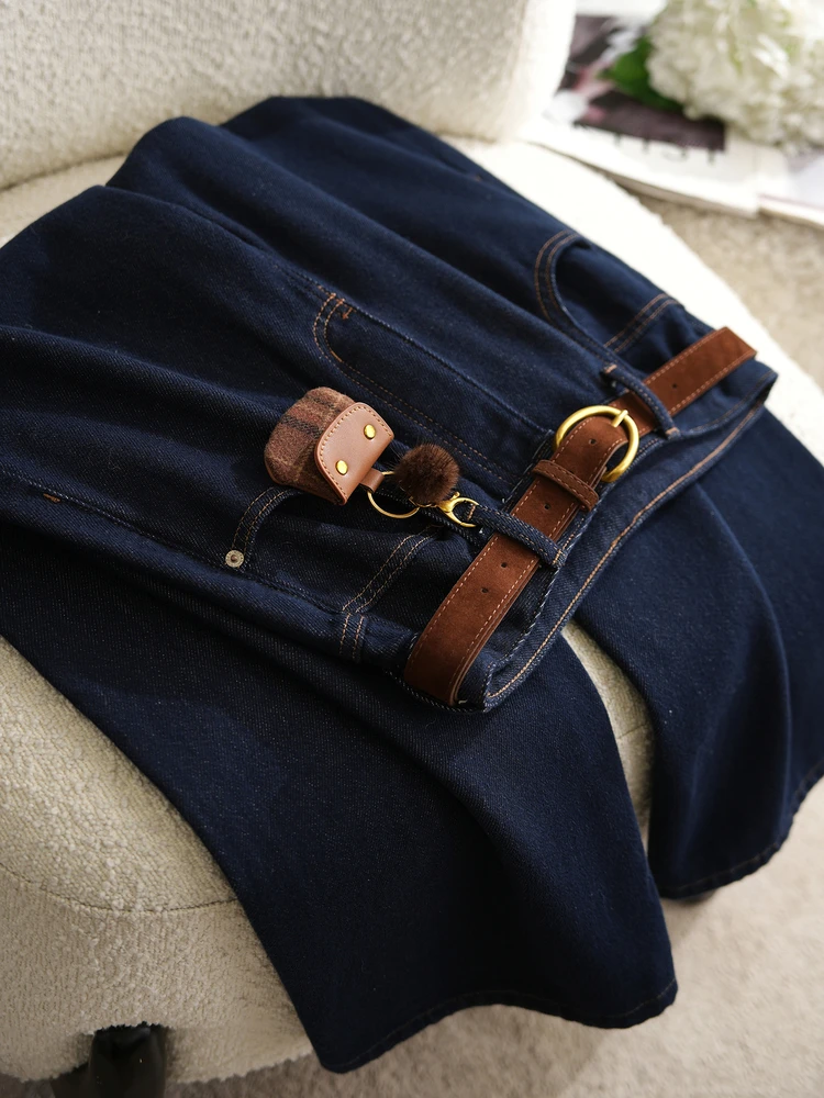 Fashionable Fleece Lined Bootcut Jeans Women's Winter Warm Cotton Denim Bell Bottom Trousers mid High Waist Zipper Closure
Fashionable Fleece Lined Bootcut Jeans Women's Winter Warm Cotton Denim Bell Bottom Trousers mid High Waist Zipper Closure
