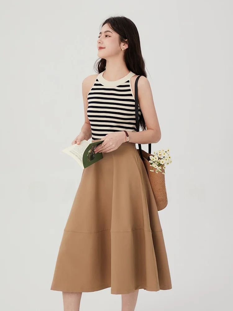 Женский летний вязаный топ Gansen Color Blo Stripe Rayon с круглым вырезом, модный, облегающий, цельный.
Женский летний вязаный топ Gansen Color Blo Stripe Rayon с круглым вырезом, модный, облегающий, цельный.