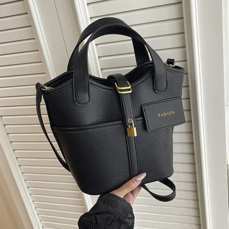 Luxury Designer Diaper Bag For Women Elegant Leather Tote Large Capacity Stylish Crossbody Messenger Bag Statement
Luxury Designer Diaper Bag For Women Elegant Leather Tote Large Capacity Stylish Crossbody Messenger Bag Statement