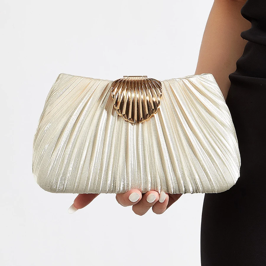 Ladies casual Pleated Design Satin Box Dinner Bag Chian Handbag Romantic Wedding Bag Bridal Bag Banquet Bag Evening Bag Prom Bag
Ladies casual Pleated Design Satin Box Dinner Bag Chian Handbag Romantic Wedding Bag Bridal Bag Banquet Bag Evening Bag Prom Bag