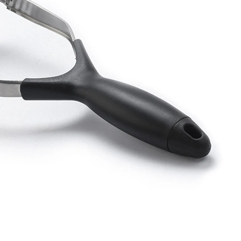 Stainless Steel Potato Ricer Masher Kitchen Tool Garlic Presser Non-Slip Easy Grip Vegetable Ricer for Home Outdoor Use
Stainless Steel Potato Ricer Masher Kitchen Tool Garlic Presser Non-Slip Easy Grip Vegetable Ricer for Home Outdoor Use