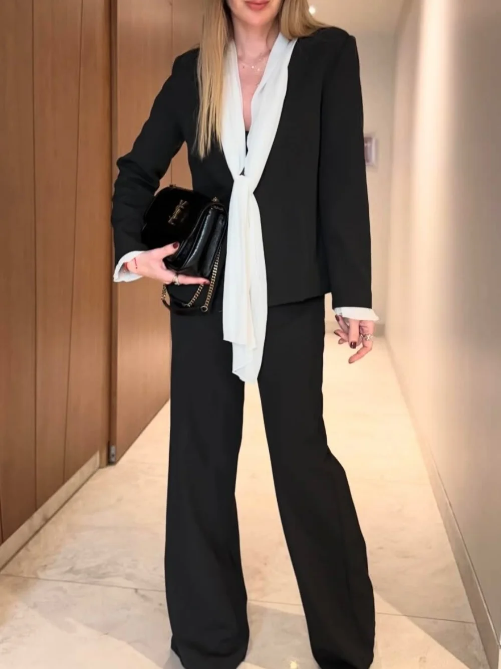 Fashion Patchwork Blazer Set Women Autumn Luxury Tie Front Blazer Coat Straight Pants Suit Female Chic 2 Piece Sets Pant Suits
Fashion Patchwork Blazer Set Women Autumn Luxury Tie Front Blazer Coat Straight Pants Suit Female Chic 2 Piece Sets Pant Suits