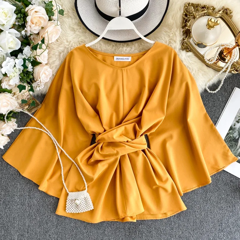 Women's T-Shirt Spring Autumn Tide Super Fire Lacing Waist Lady Temperament Flare Sleeve Solid O-Neck Tops Wild Top
Women's T-Shirt Spring Autumn Tide Super Fire Lacing Waist Lady Temperament Flare Sleeve Solid O-Neck Tops Wild Top