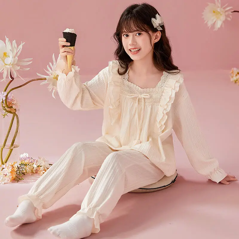 New Women's Lace Long-Sleeved Trousers Home Wear Set Student Spring Autumn Bow Pajamas Women's Fashionable Soft Two-Piece Set
New Women's Lace Long-Sleeved Trousers Home Wear Set Student Spring Autumn Bow Pajamas Women's Fashionable Soft Two-Piece Set