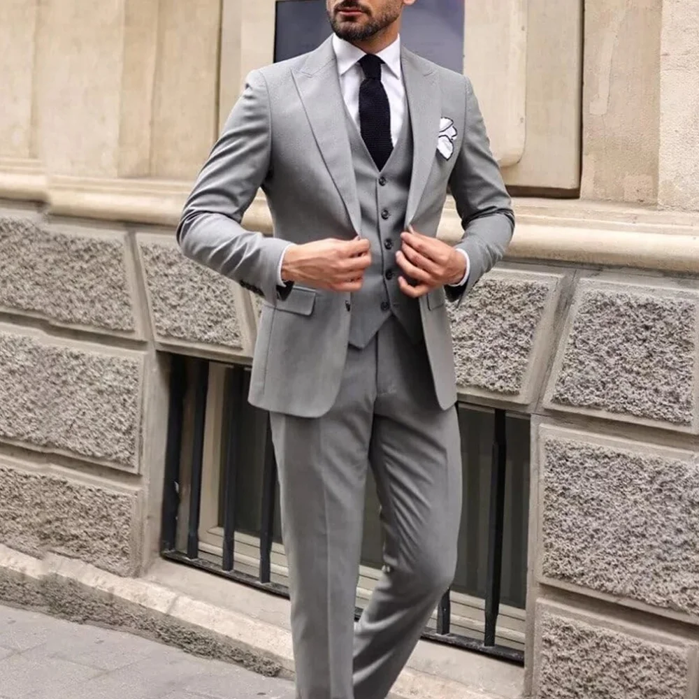 Мужские костюмы из 3 предметов, приталенные смокинги, вечерние костюмы, мужские костюмы для жениха на танкетку на свадьбу 2025 (пиджак + жилет + брюки)
Мужские костюмы из 3 предметов, приталенные смокинги, вечерние костюмы, мужские костюмы для жениха на танкетку на свадьбу 2025 (пиджак + жилет + брюки)