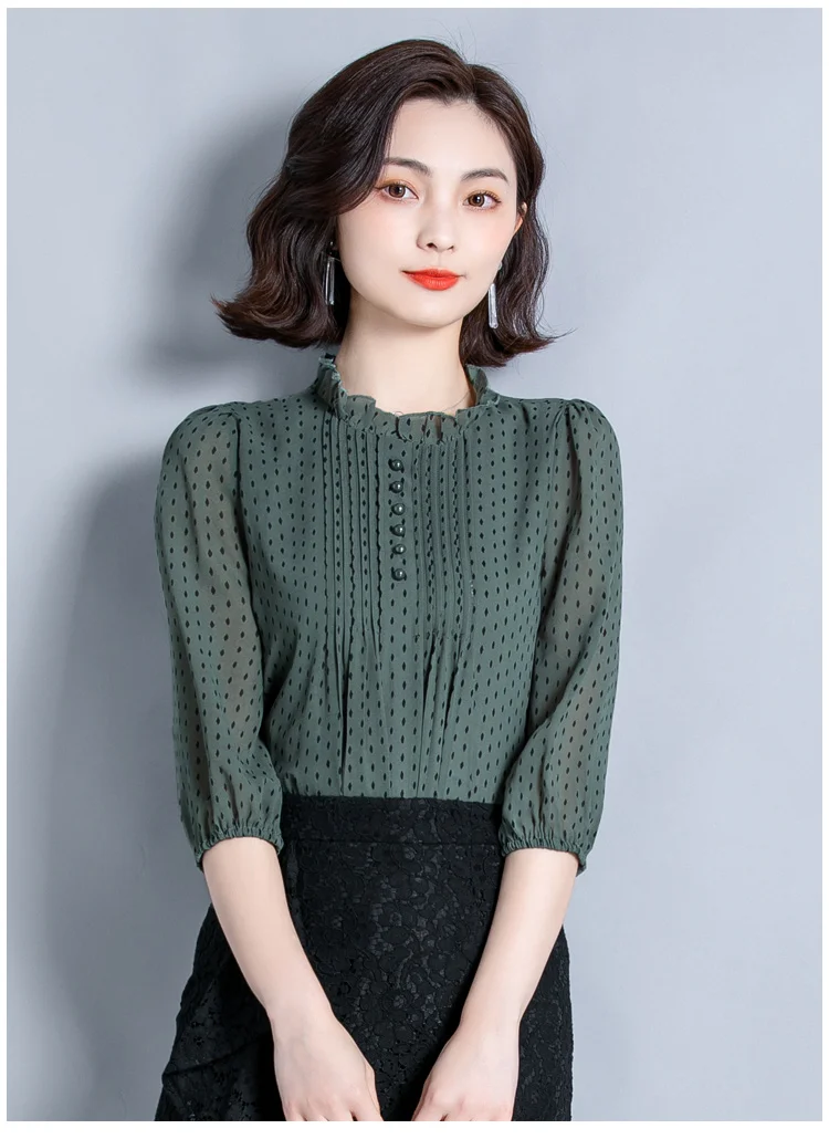 Women's Summer Casual Dot Top Pullover Keyhole Back Chiffon Blouse Three Quarter Sleeve Korean Style Ruffles Lady Clothes M-4XL
Women's Summer Casual Dot Top Pullover Keyhole Back Chiffon Blouse Three Quarter Sleeve Korean Style Ruffles Lady Clothes M-4XL
