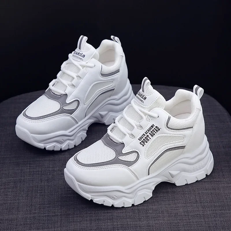 White Shoes Trendy Women's Shoes 2023 New Breathable Thick Bottom Versatile Casual Shoe Comfortable Women's Sneakers
White Shoes Trendy Women's Shoes 2023 New Breathable Thick Bottom Versatile Casual Shoe Comfortable Women's Sneakers