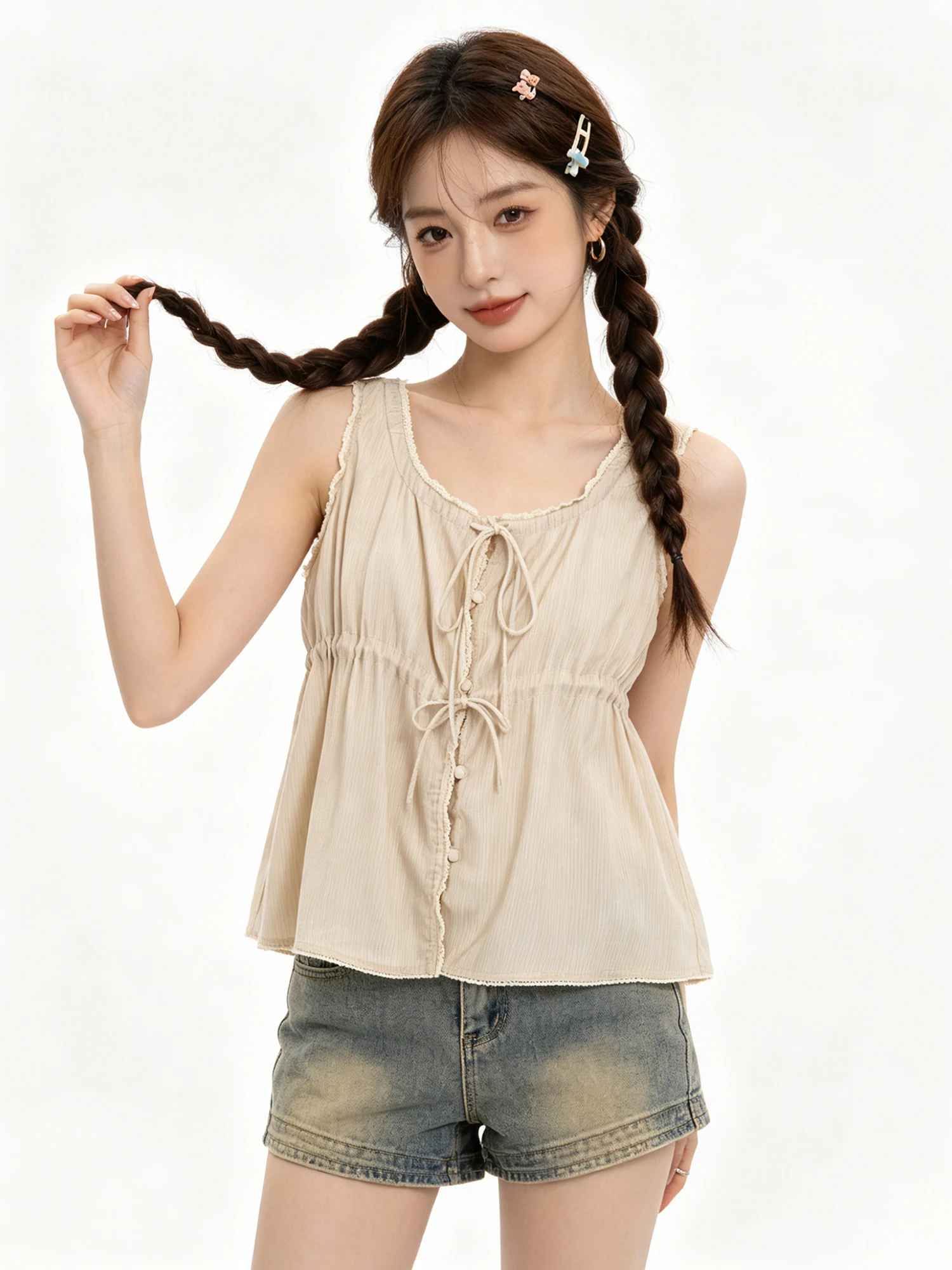 Unique Beautiful Button-Up U-Neck Sleeveless Vest T-Shirt Women Summer 2026 New Design Small Strap Artistic Style Casual Wear
Unique Beautiful Button-Up U-Neck Sleeveless Vest T-Shirt Women Summer 2026 New Design Small Strap Artistic Style Casual Wear