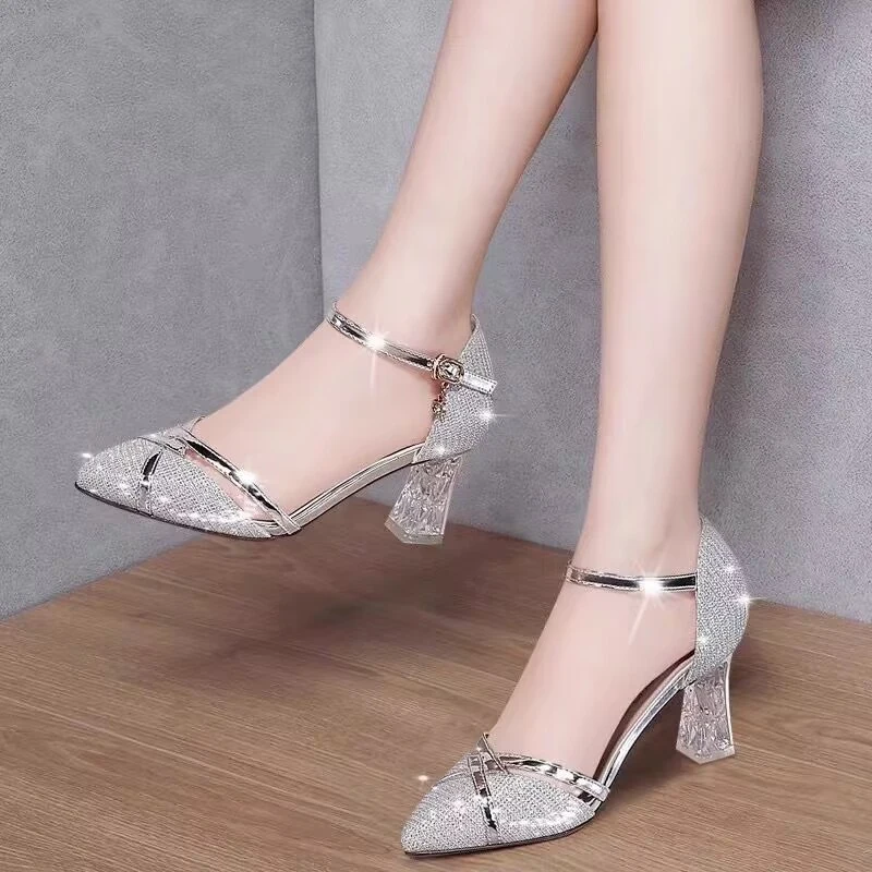 Crystal high-heeled sandals for women2026New model pointed-toe strap fashion versatile women's closed-toe sandals
Crystal high-heeled sandals for women2026New model pointed-toe strap fashion versatile women's closed-toe sandals