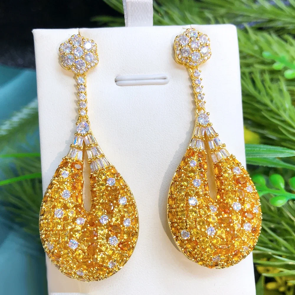 Soramoore New Trendy Waterdrop Shape Earrings For Women Wedding Party Indian Dubai Bridal Jewelry Boucle D'oreille Femme Gift
Soramoore New Trendy Waterdrop Shape Earrings For Women Wedding Party Indian Dubai Bridal Jewelry Boucle D'oreille Femme Gift