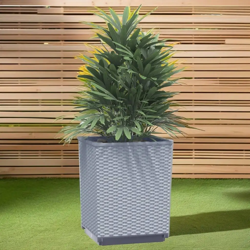 Set of 2 Light Gray Polypropylene Planters 11.8x11.8x14.6 for Indoor/Outdoor Use
Set of 2 Light Gray Polypropylene Planters 11.8x11.8x14.6 for Indoor/Outdoor Use