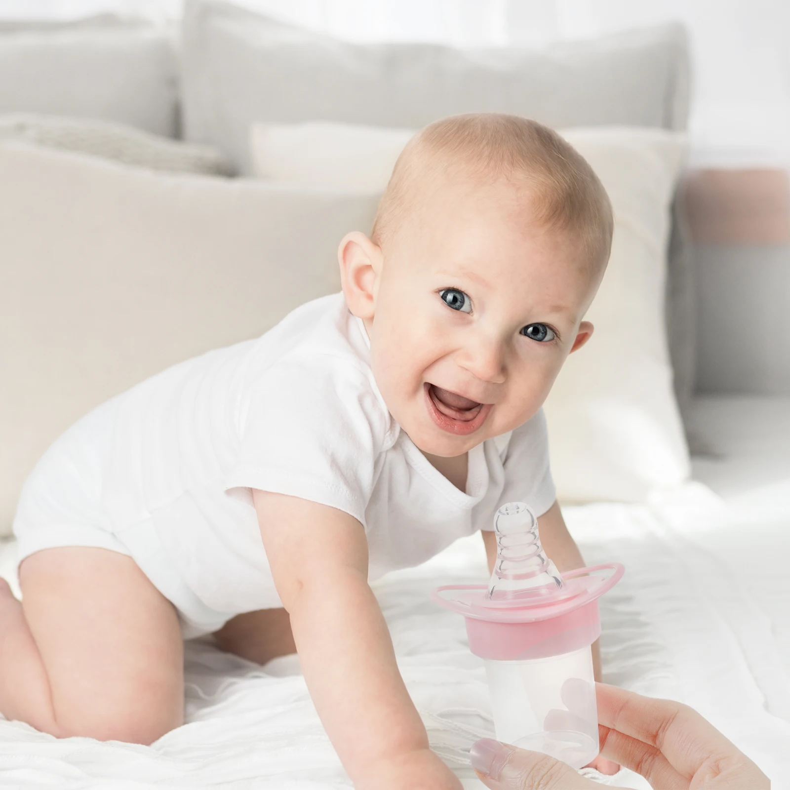 3pcs Nipple Feeding Bottle Extra Soft Silicone Water Medicine Feeder Scale Baby Accessories
3pcs Nipple Feeding Bottle Extra Soft Silicone Water Medicine Feeder Scale Baby Accessories