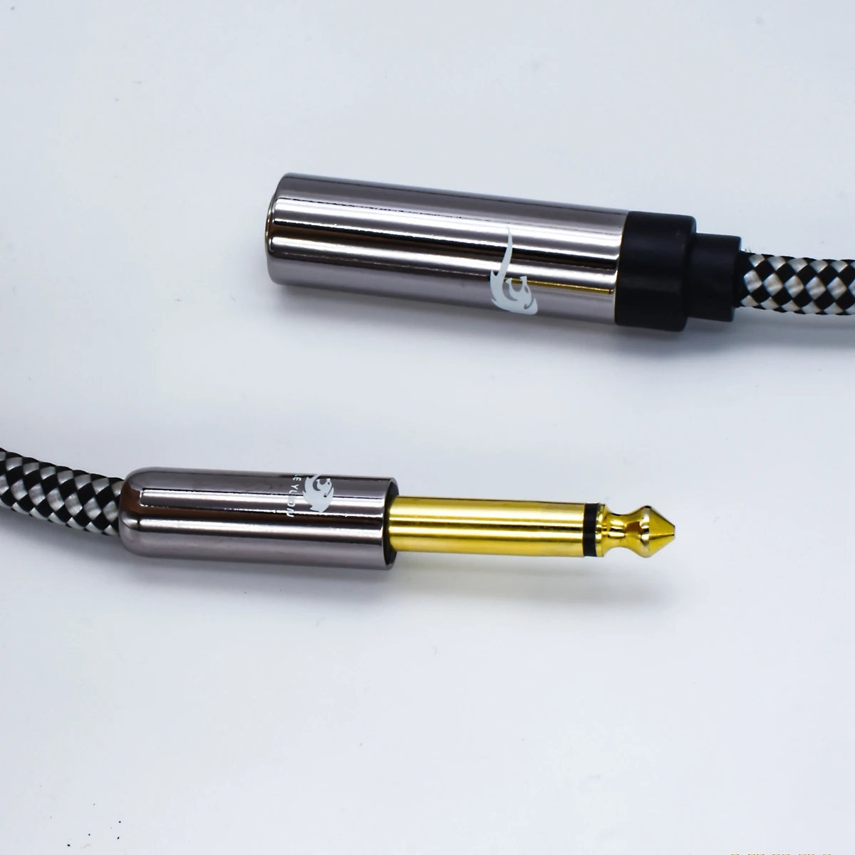 Premium 6.5mm Extension Audio Cable TS Plug Male to Female for Electric Guitar Bass Mixer Amplifier Shielding 1M 2M 3M 5M 8M 10M
Premium 6.5mm Extension Audio Cable TS Plug Male to Female for Electric Guitar Bass Mixer Amplifier Shielding 1M 2M 3M 5M 8M 10M