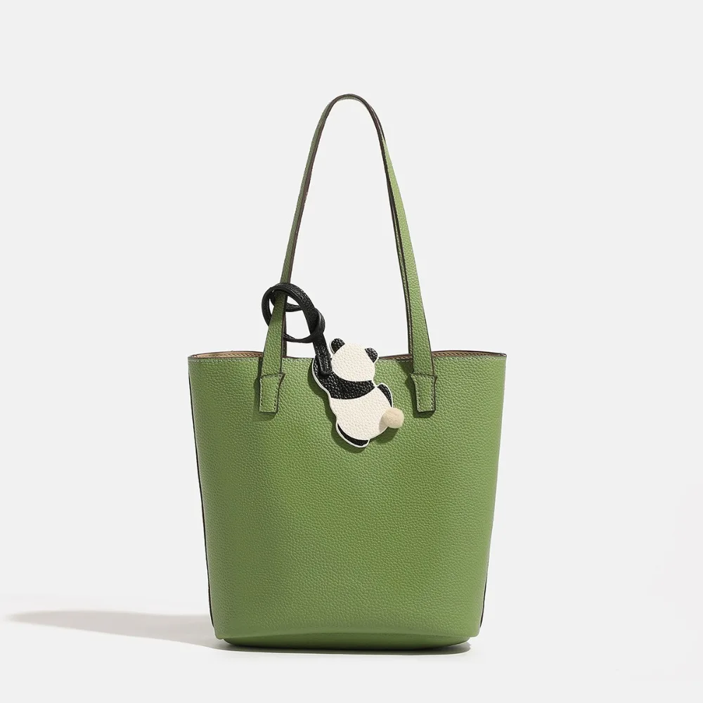 Hot Selling New Single Shoulder Handbag with Lychee Pattern Leather Texture and Exquisite Water Bucket Mother Bag
Hot Selling New Single Shoulder Handbag with Lychee Pattern Leather Texture and Exquisite Water Bucket Mother Bag