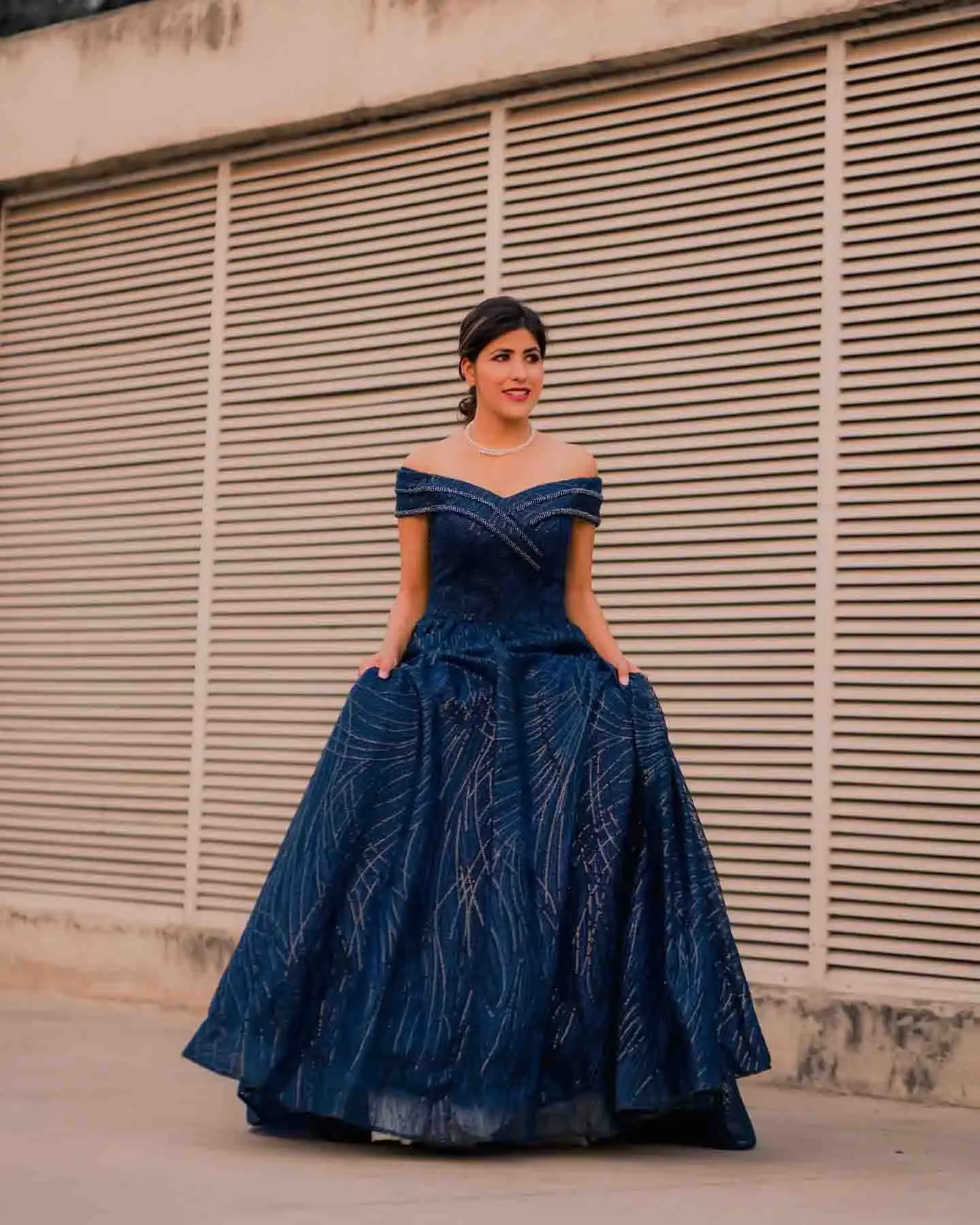 Customized Sexy Organza Off the Shoulder Sequined Evening Dresses High Quality Sleeveless Celebrity Gowns Custom Size
Customized Sexy Organza Off the Shoulder Sequined Evening Dresses High Quality Sleeveless Celebrity Gowns Custom Size