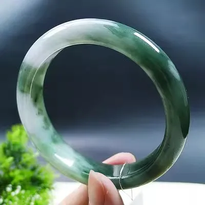 Natural Myanmar Jade Jade 54mm-62mm bracelet Princess jewelry bracelet send mom send girlfriend gift
Natural Myanmar Jade Jade 54mm-62mm bracelet Princess jewelry bracelet send mom send girlfriend gift