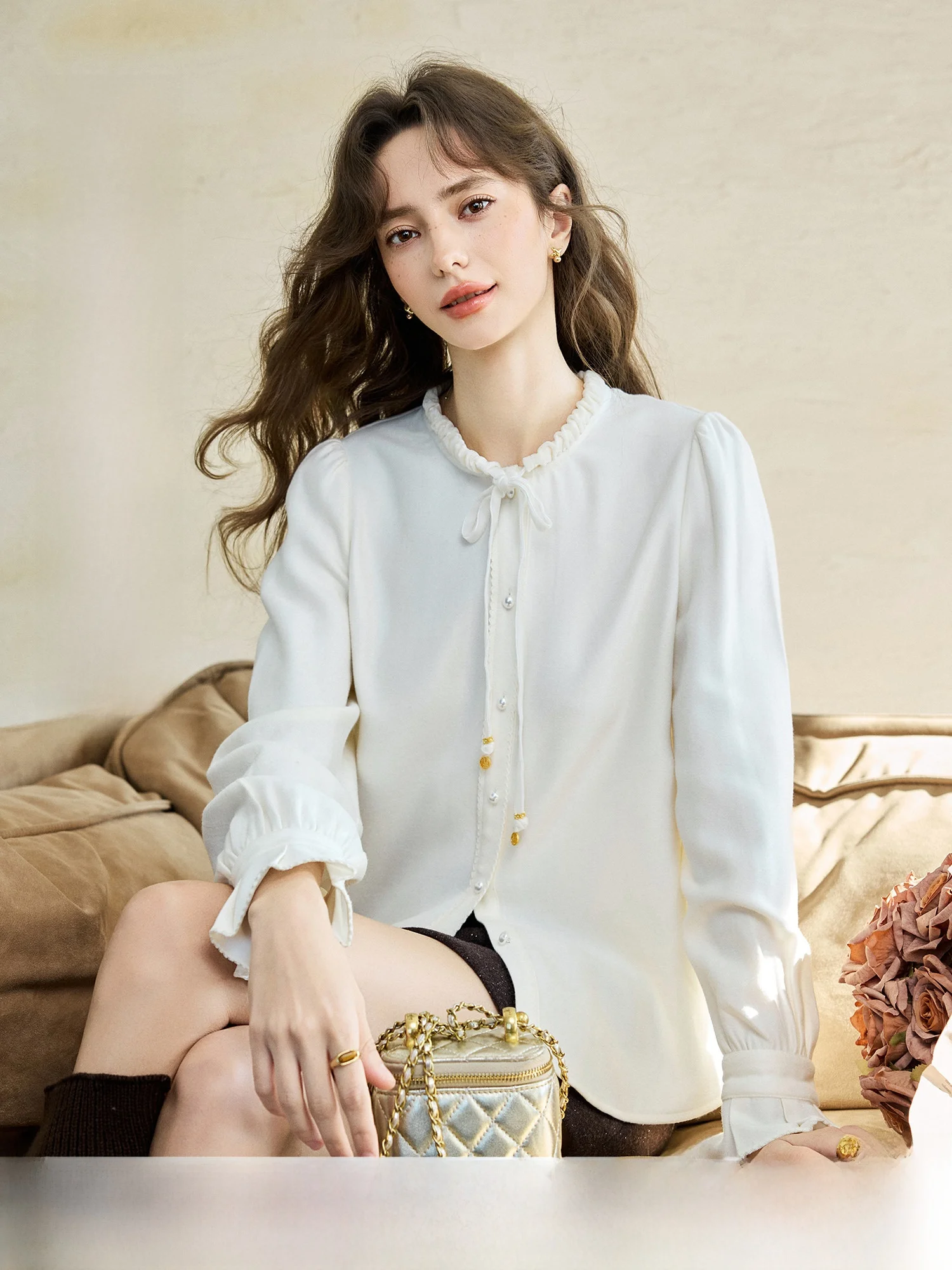 Velvet Tie-Ne Women's irt Unique Beautiful White irt Spring Faion Casual Loose Fit Long Sve Polyester Blend Warmth
Velvet Tie-Ne Women's irt Unique Beautiful White irt Spring Faion Casual Loose Fit Long Sve Polyester Blend Warmth