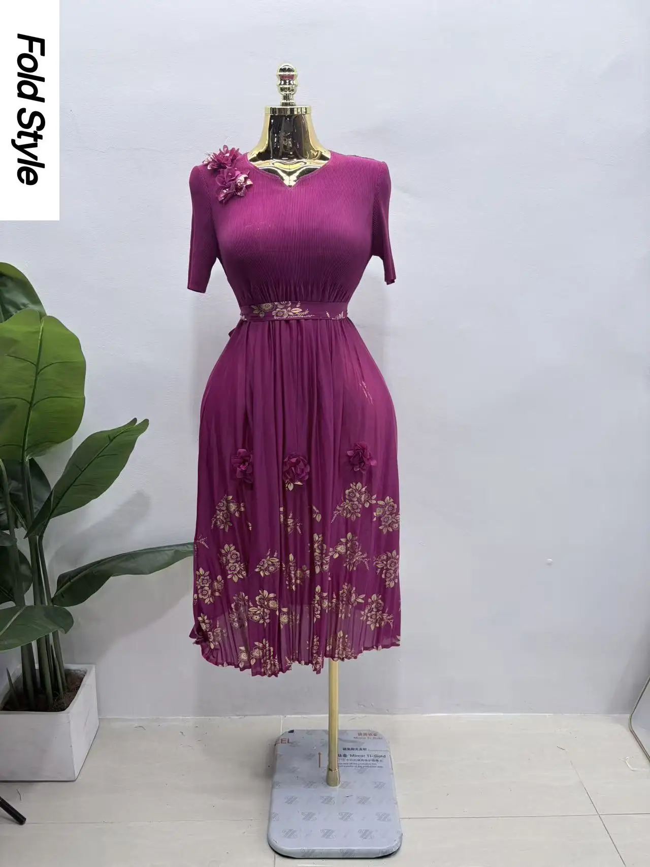 Miyake Loose Design Three-dimensional Flower Pleated Women's Clothing Waist V-neck Large Skirt Printed Long Dress 2026 New
Miyake Loose Design Three-dimensional Flower Pleated Women's Clothing Waist V-neck Large Skirt Printed Long Dress 2026 New