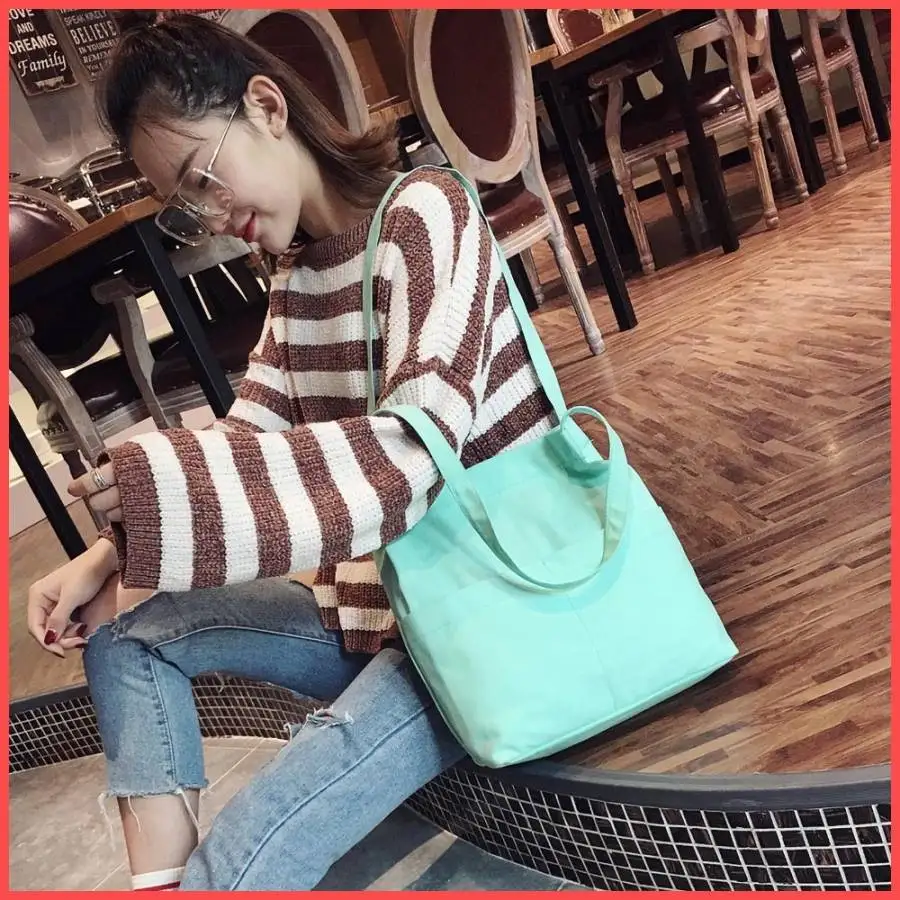 Женская повседневная холщовая сумка-полка 24, новая осенняя коллекция, модная контрастная цветная застежка-молния, кожа среднего размера
Женская повседневная холщовая сумка-полка 24, новая осенняя коллекция, модная контрастная цветная застежка-молния, кожа среднего размера