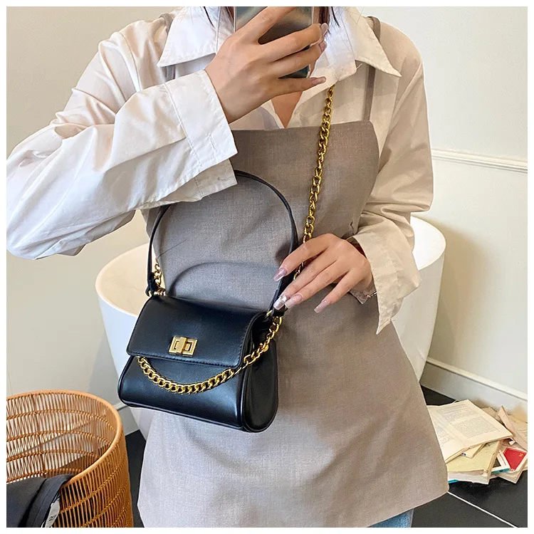 2025 New High-End Women's Chain Handbag - Korean Style Temperament Simple Shoulder & Crossbody Bag for Women
2025 New High-End Women's Chain Handbag - Korean Style Temperament Simple Shoulder & Crossbody Bag for Women