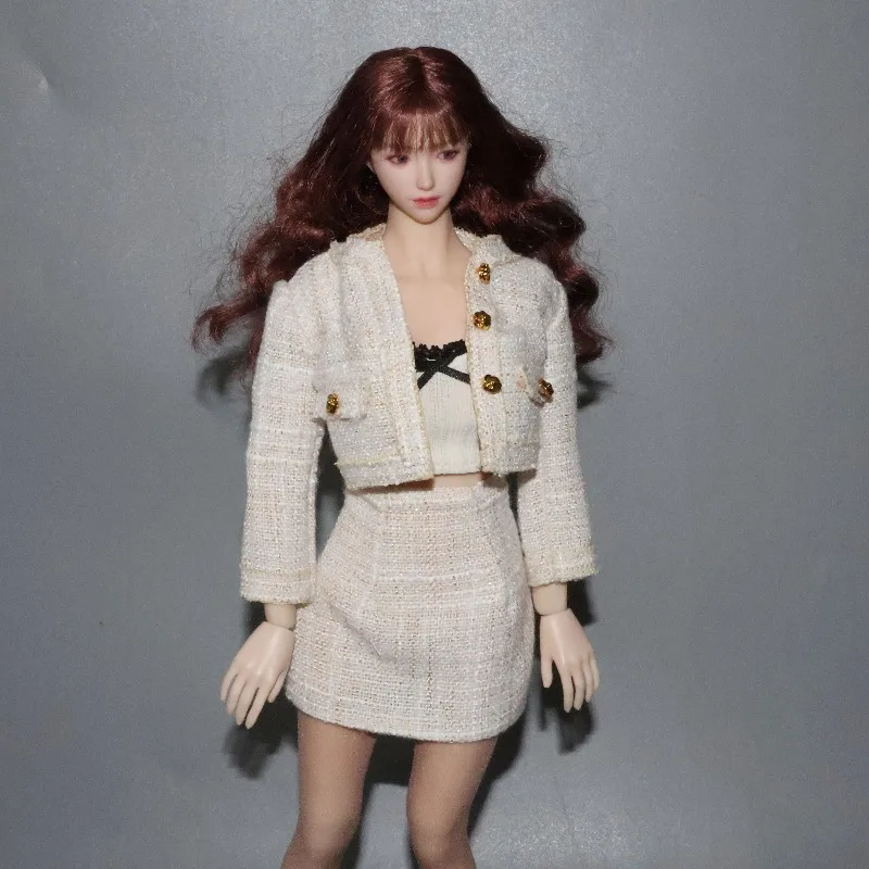 1/6 Scale Hobbies Female Soldier Accessory Coat Skirt Clothes Model for 12'' Action Figures Body Dolls Decor
1/6 Scale Hobbies Female Soldier Accessory Coat Skirt Clothes Model for 12'' Action Figures Body Dolls Decor