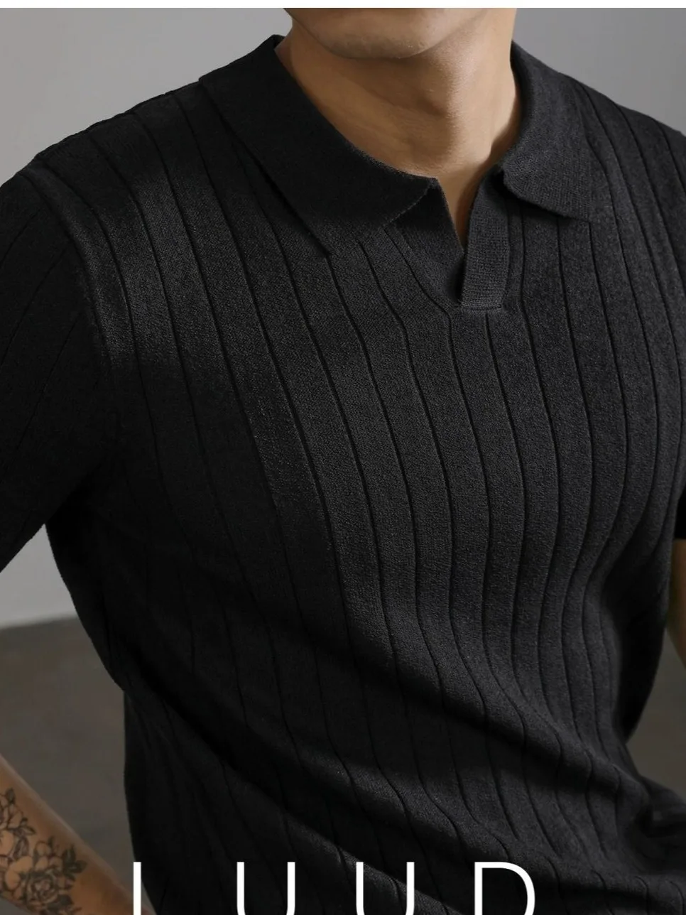 Casual Bla Knitted irt Men's Thin f Open Collar Paul ort Sve Texture Pattern Youth Vitali Sle Summer Wear
Casual Bla Knitted irt Men's Thin f Open Collar Paul ort Sve Texture Pattern Youth Vitali Sle Summer Wear