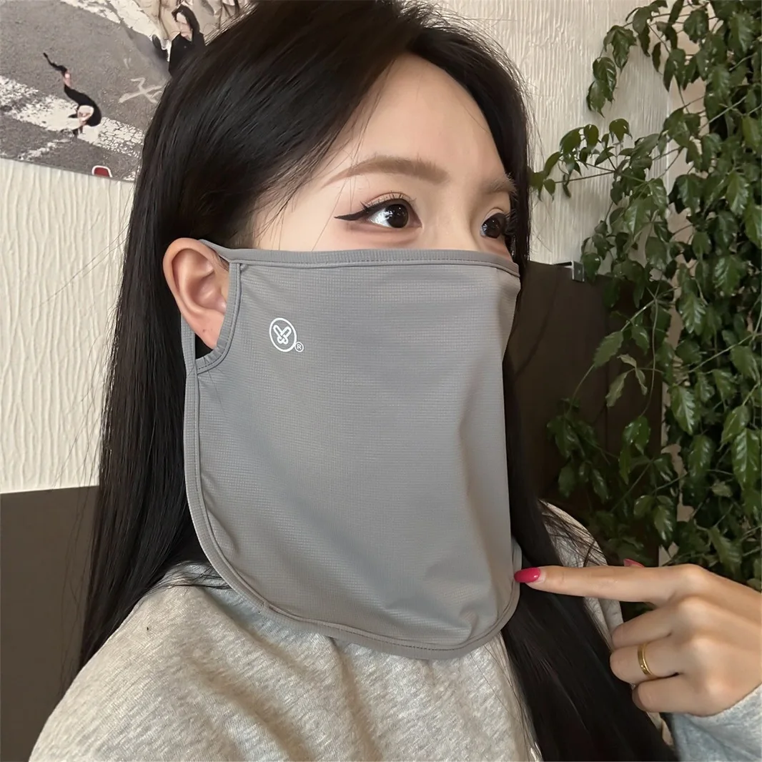 2026 New Summer Ice Silk Sunscreen Mask for Women, Thin, Breathable, UV Resistant, Cycling Neck Protection, Sunshade Veil
2026 New Summer Ice Silk Sunscreen Mask for Women, Thin, Breathable, UV Resistant, Cycling Neck Protection, Sunshade Veil