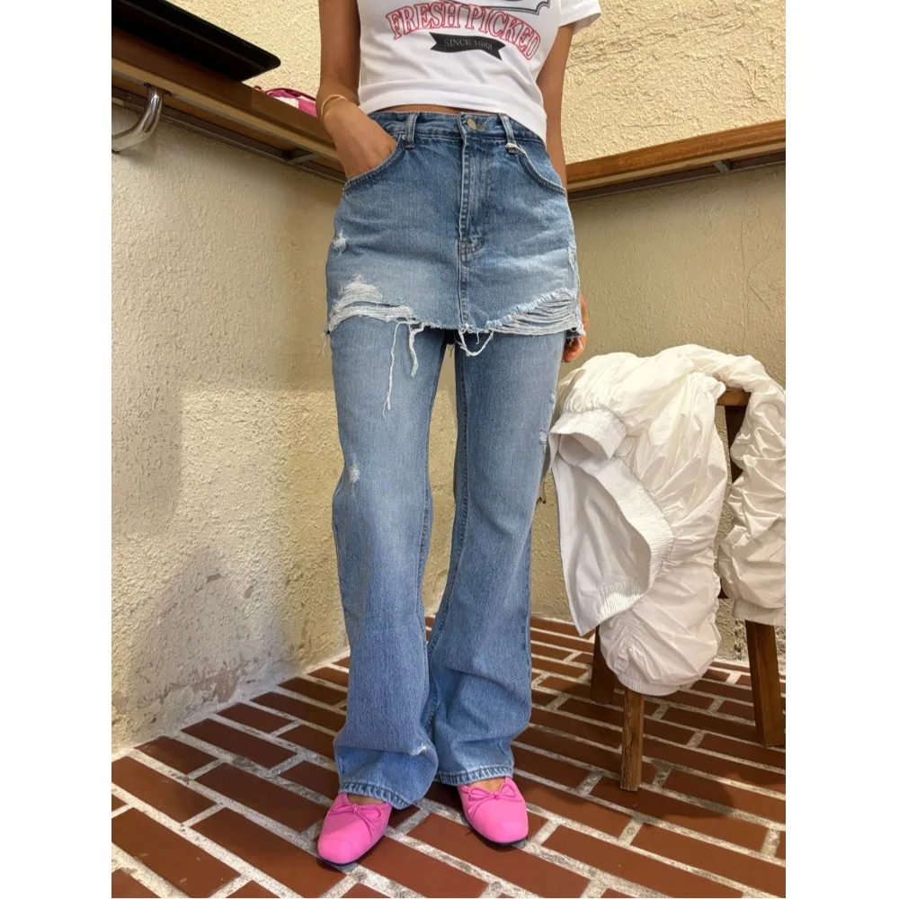High Waist Patchwork Denim Straight Leg Jeans Fake Two-Piece Skirt Style Spring 2026 Chic Early Spring Korean Style Jeans
High Waist Patchwork Denim Straight Leg Jeans Fake Two-Piece Skirt Style Spring 2026 Chic Early Spring Korean Style Jeans