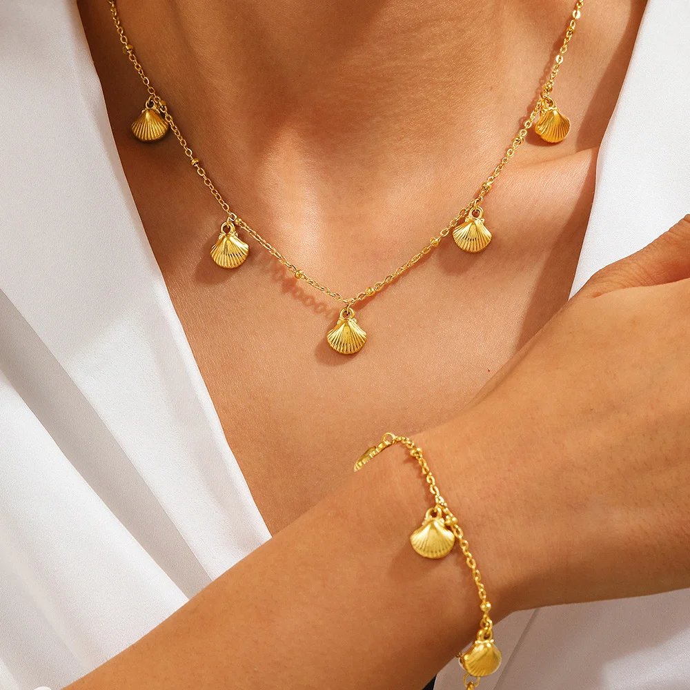 Boho Sea Shell Bracelet and Necklace Set, Waterproof and Colorfast, Women's Jewelry, Wedding Party Favors
Boho Sea Shell Bracelet and Necklace Set, Waterproof and Colorfast, Women's Jewelry, Wedding Party Favors