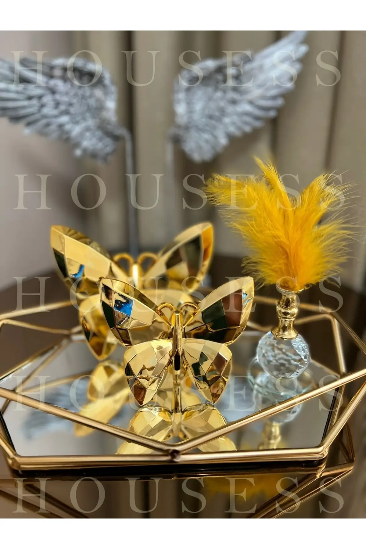 Gold butterfly and Gold tray 2 pcs Gold butterfly and Gold feather luxury 2022 tray Tea tray Tea tray
Gold butterfly and Gold tray 2 pcs Gold butterfly and Gold feather luxury 2022 tray Tea tray Tea tray