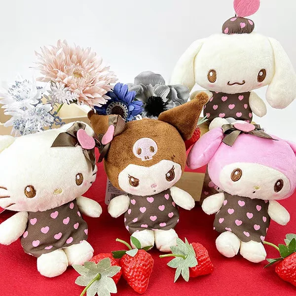 Оригинальная плюшевая игрушка Sanrio в форме сердца с шоколадом, мягкая игрушка My Melody Kuromi, плюшевый брелок, плюшевый кулон
Оригинальная плюшевая игрушка Sanrio в форме сердца с шоколадом, мягкая игрушка My Melody Kuromi, плюшевый брелок, плюшевый кулон