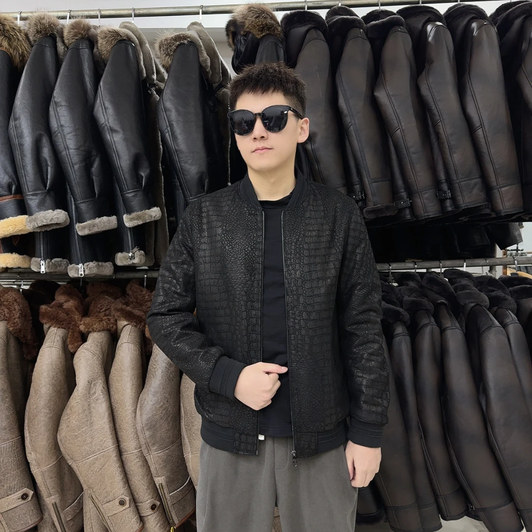 Men's Faionable Baseball Jaet Leather Coat Casual eepskin Crocodile Pattern Zipper Closure ort Sle Busin Casual
Men's Faionable Baseball Jaet Leather Coat Casual eepskin Crocodile Pattern Zipper Closure ort Sle Busin Casual