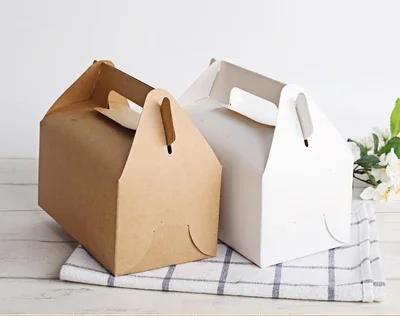 Large Kraft Paper Box Gifts With Handle Wedding /candy White Cardboard Cake Box Black Cupcake Box for Package Gifts
Large Kraft Paper Box Gifts With Handle Wedding /candy White Cardboard Cake Box Black Cupcake Box for Package Gifts
