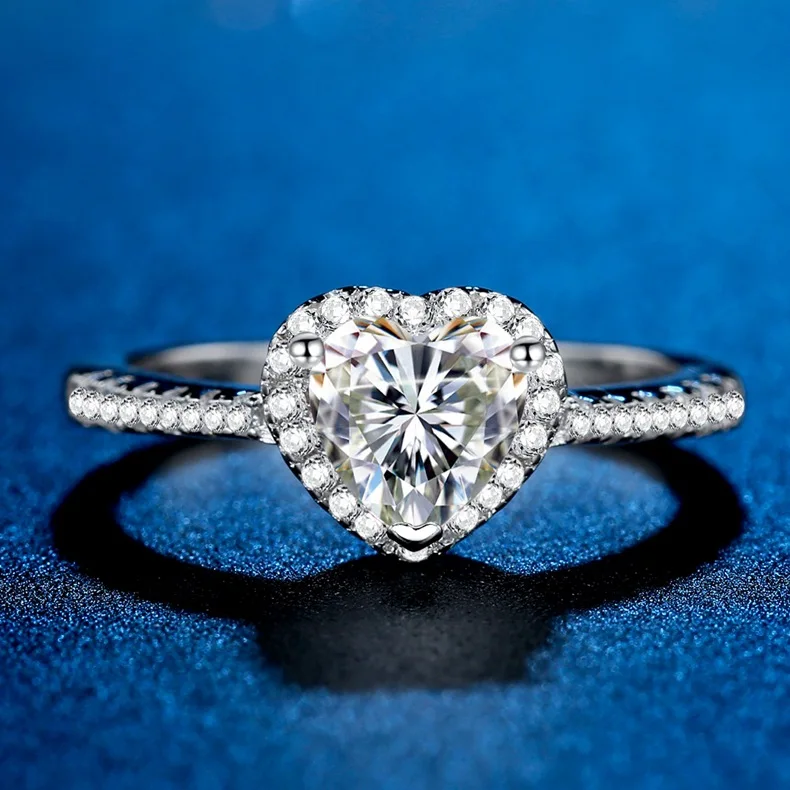 Кольцо женское штабелируемое с муассанитом 1 карат, платина PT950 – универсальный дизайн в форме сердца, 1 карат бриллиантового сияния, многослойный стиль, акцентное украшение
Кольцо женское штабелируемое с муассанитом 1 карат, платина PT950 – универсальный дизайн в форме сердца, 1 карат бриллиантового сияния, многослойный стиль, акцентное украшение