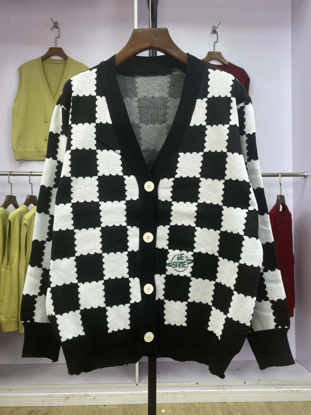 Japanese id Pattern Letter Embroidery oulder-Length V-Ne Knitted Cardigan Top Faionable Commute Sle Long Sve
Japanese id Pattern Letter Embroidery oulder-Length V-Ne Knitted Cardigan Top Faionable Commute Sle Long Sve