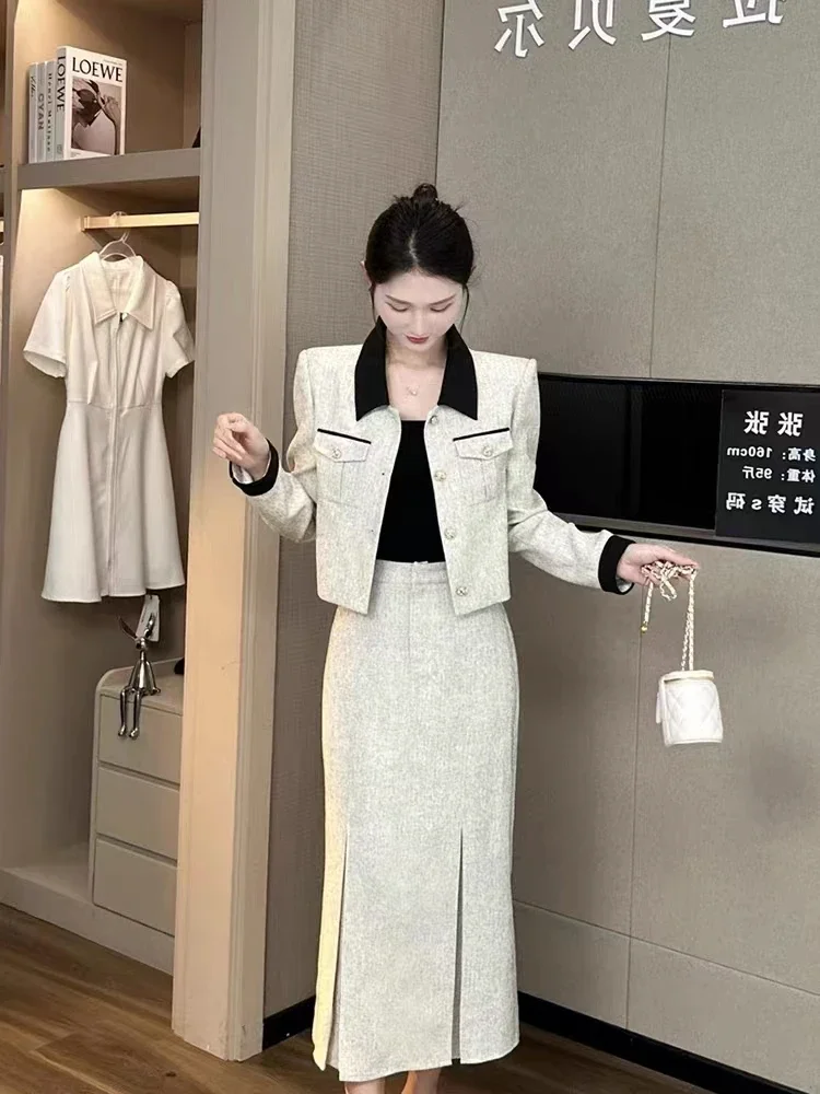 2024 Spring and Autumn New Slim-fit Fashion French Style Women's Suit Jacket High-end Elegant Coat Trumpet Skirt Two-piece Set
2024 Spring and Autumn New Slim-fit Fashion French Style Women's Suit Jacket High-end Elegant Coat Trumpet Skirt Two-piece Set
