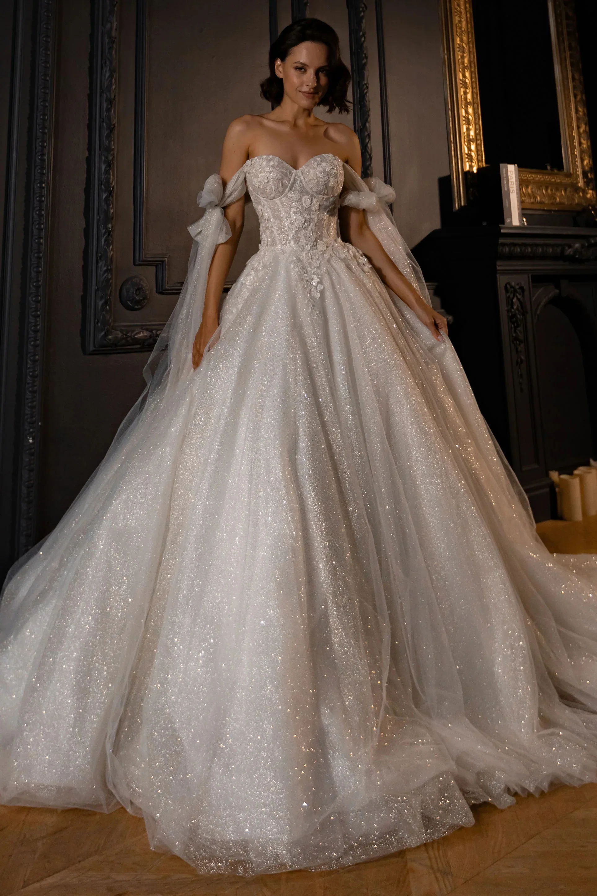 Luxury Glitter Ball Gown Wedding Dress French Vintage Sweetheart Bridal Gown Fairy Boho Corset Wedding Gown Vestido De Novia
Luxury Glitter Ball Gown Wedding Dress French Vintage Sweetheart Bridal Gown Fairy Boho Corset Wedding Gown Vestido De Novia
