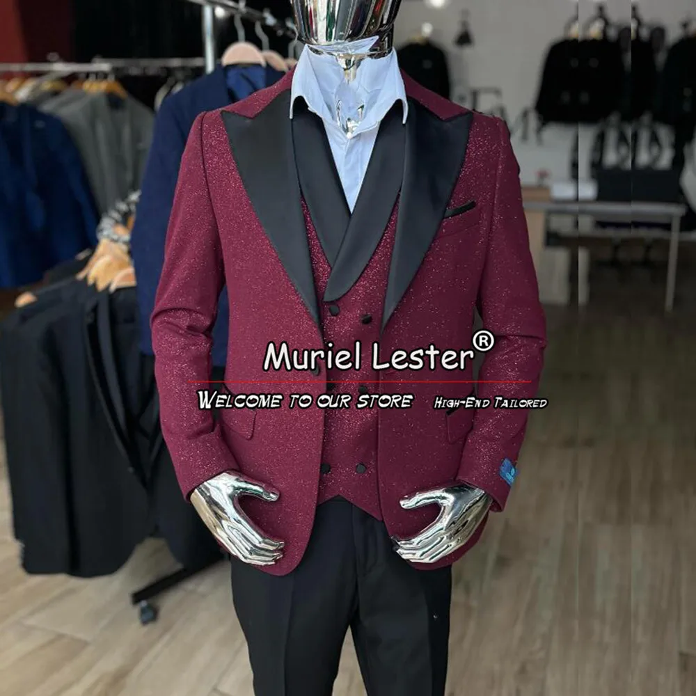 Shinny Wedding Suits For Men Custom Made Black Peak Lapel Blazer Vest Pants 3 PCS Formal Groom Tuxedos Traje Formal Para Hombre
Shinny Wedding Suits For Men Custom Made Black Peak Lapel Blazer Vest Pants 3 PCS Formal Groom Tuxedos Traje Formal Para Hombre