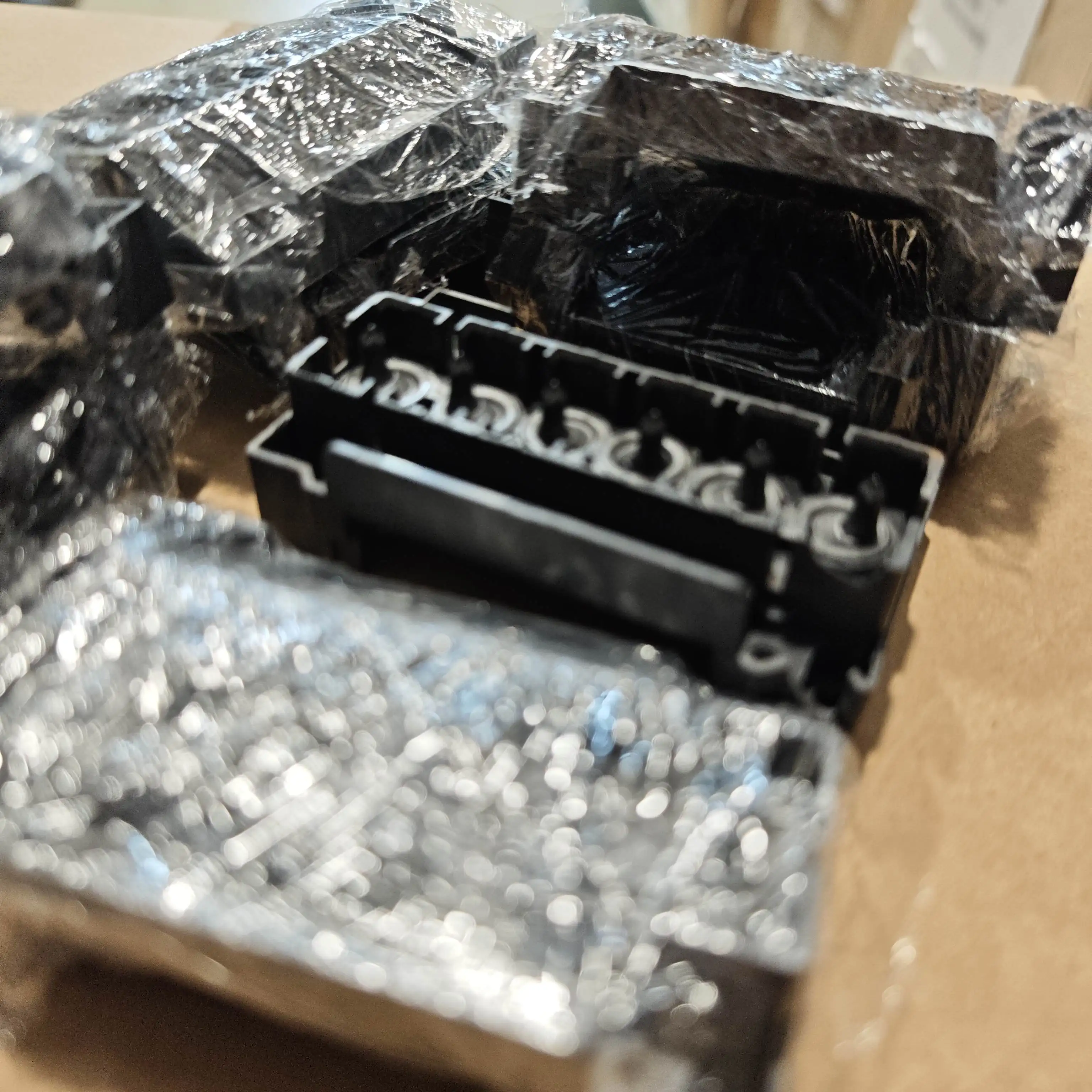 1 шт. L1800 крышка печатающей головки для Epson L800 L801 L805 R270 TX650 R290 T50 R1400 R1430 R330 R280 коллектор печатающей головки
1 шт. L1800 крышка печатающей головки для Epson L800 L801 L805 R270 TX650 R290 T50 R1400 R1430 R330 R280 коллектор печатающей головки